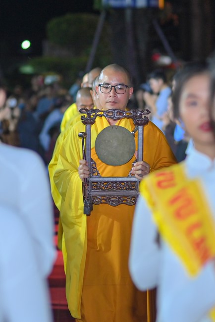 Ullambana Ceremony holding by Hieu and Thuong Group