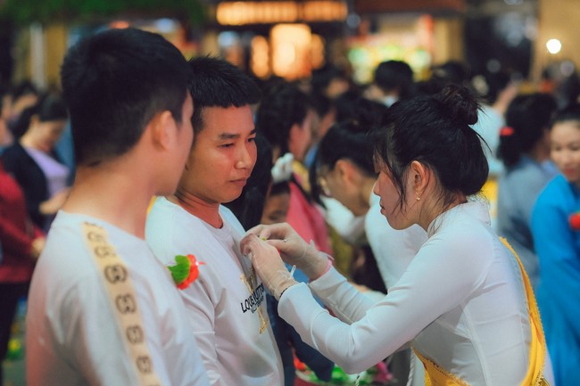 Ullambana Ceremony holding by Hieu and Thuong Group