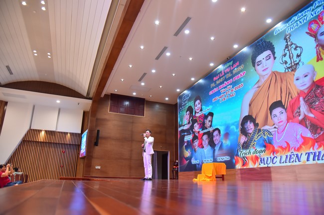 Performance night Drinking water, remembering its source on the Ullambana season
