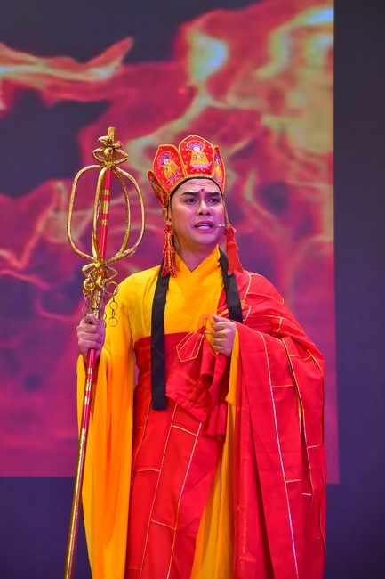 Performance night Drinking water, remembering its source on the Ullambana season