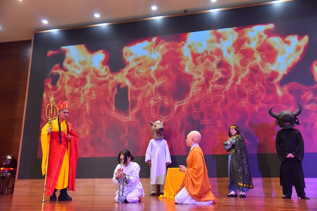 Performance night Drinking water, remembering its source on the Ullambana season