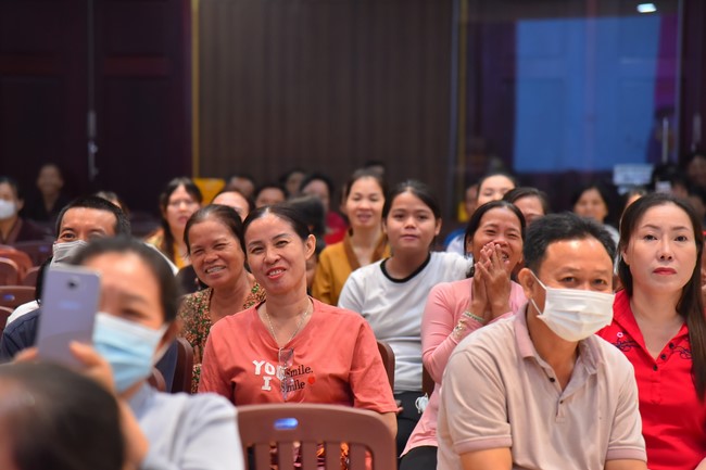 Performance night Drinking water, remembering its source on the Ullambana season