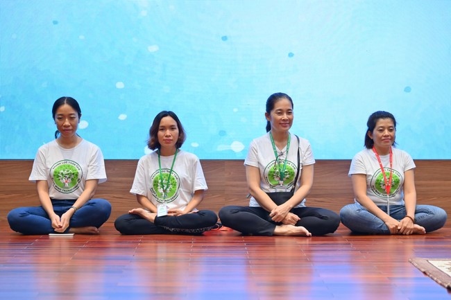 Community program Purification of body- mind, Guiding a healthy living method in accordance with the nature