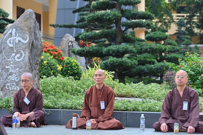 Community program Purification of body- mind, Guiding a healthy living method in accordance with the nature