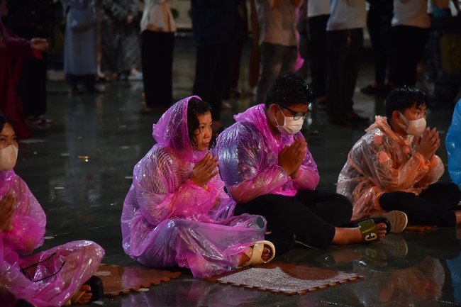 Repentance ceremony on July 14th, Year of the Cat