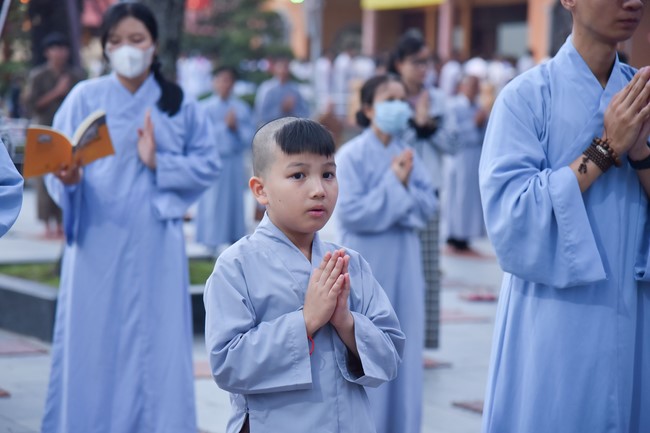 Prostrating five hundred names Bodhisattva Avalokitesvara