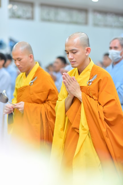 Prostrating five hundred names Bodhisattva Avalokitesvara