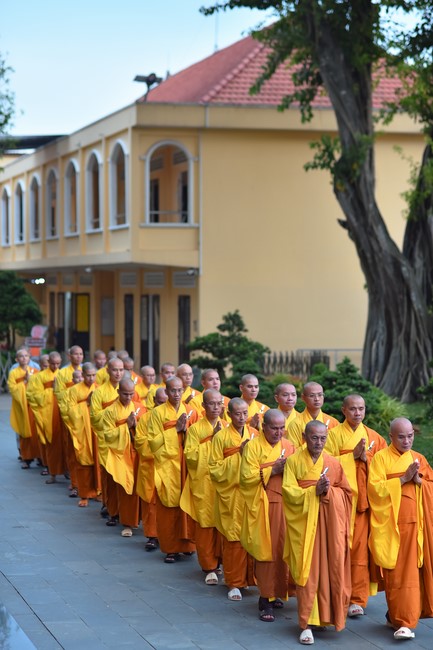 Prostrating five hundred names Bodhisattva Avalokitesvara
