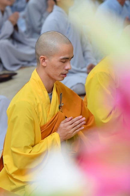 Prostrating five hundred names Bodhisattva Avalokitesvara