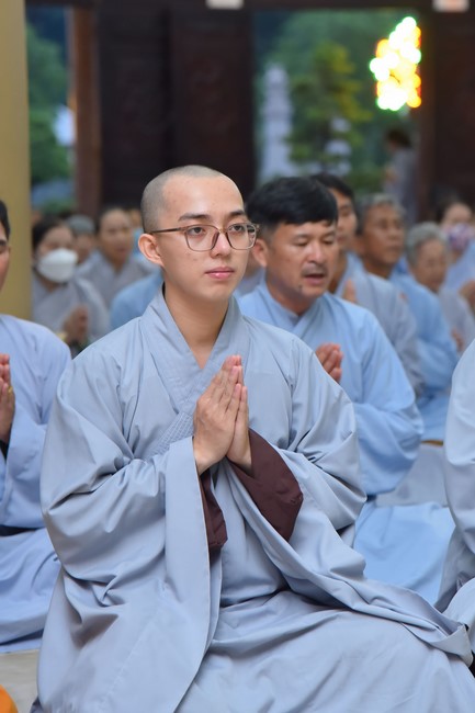 Prostrating five hundred names Bodhisattva Avalokitesvara