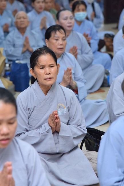 Prostrating five hundred names Bodhisattva Avalokitesvara