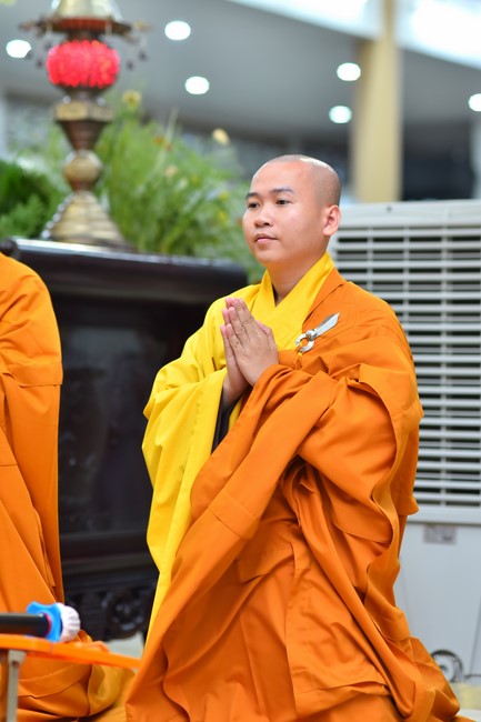 Prostrating five hundred names Bodhisattva Avalokitesvara