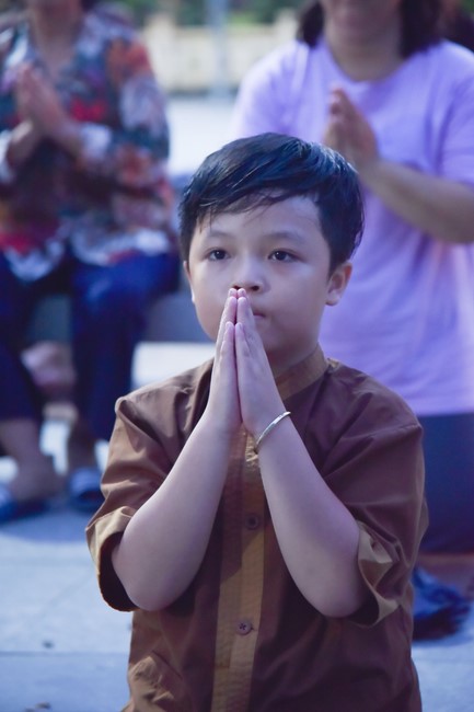 Prostrating five hundred names Bodhisattva Avalokitesvara