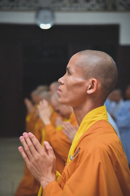 Prostrating five hundred names Bodhisattva Avalokitesvara