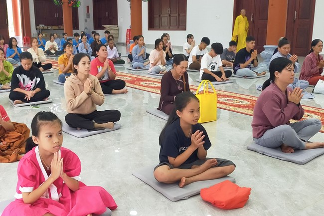 One-Day Peaceful Retreat at Dang Phap Pagoda