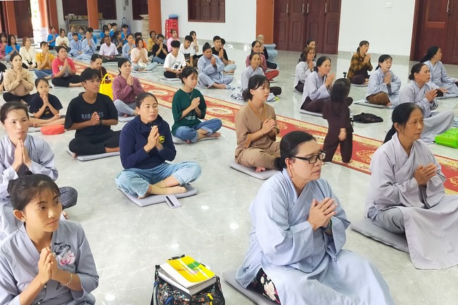 One-Day Peaceful Retreat at Dang Phap Pagoda