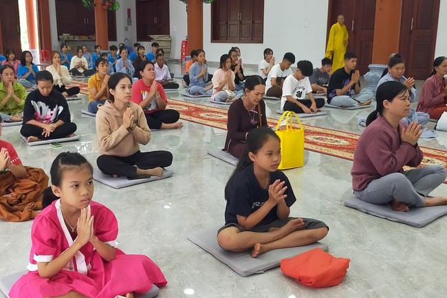 One-Day Peaceful Retreat at Dang Phap Pagoda