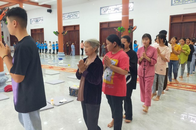 One-Day Peaceful Retreat at Dang Phap Pagoda