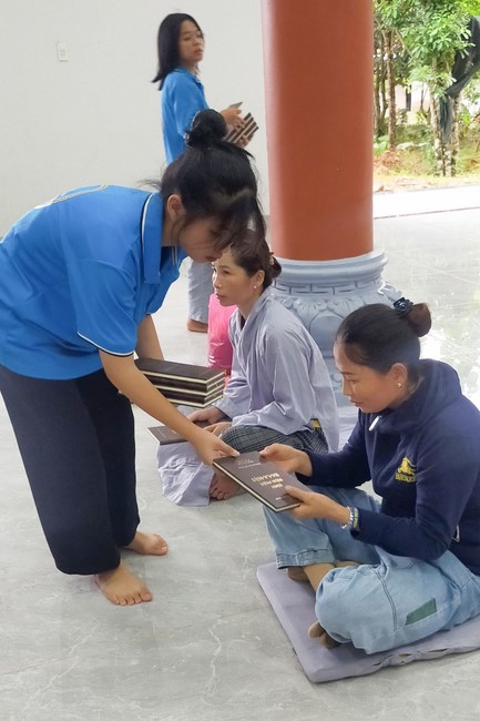 One-Day Peaceful Retreat at Dang Phap Pagoda