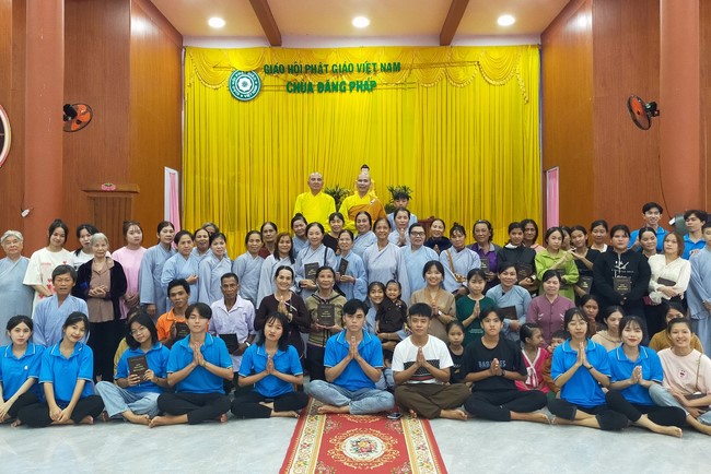One-Day Peaceful Retreat at Dang Phap Pagoda
