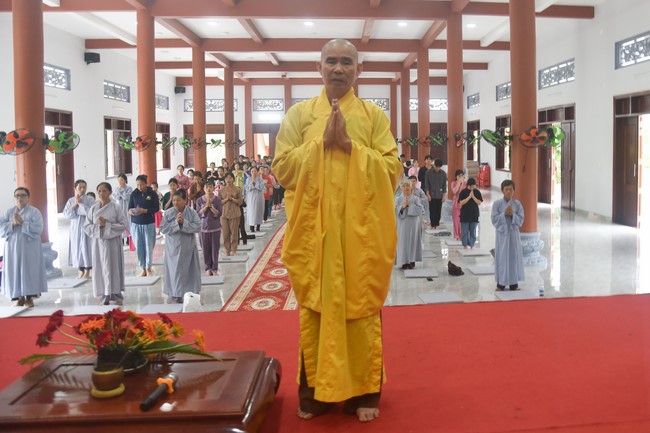One-Day Peaceful Retreat at Dang Phap Pagoda