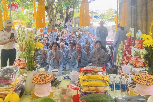 Chùa Đống Cao – Thanh Hóa: Lễ Quy y Tam bảo và Thiện sự ngày rằm