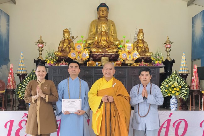 Chùa Đống Cao – Thanh Hóa: Lễ Quy y Tam bảo và Thiện sự ngày rằm