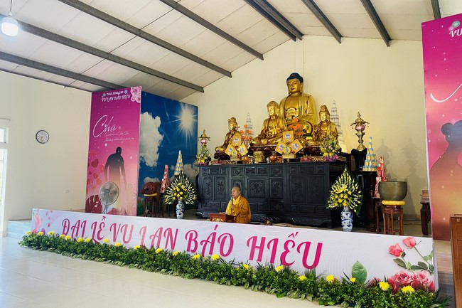 Chùa Đống Cao – Thanh Hóa: Lễ Quy y Tam bảo và Thiện sự ngày rằm