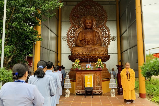 One-day Practice at Dong Cao Pagoda, Thanh Hoa