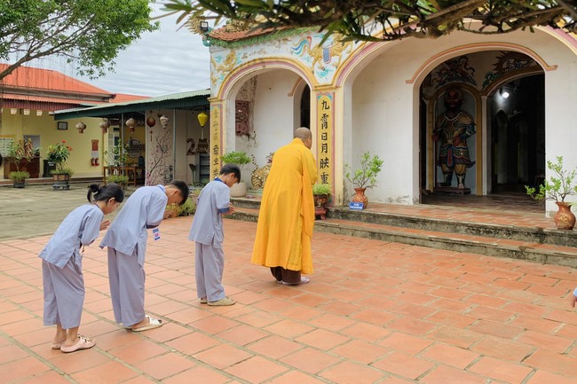 One-day Practice at Dong Cao Pagoda, Thanh Hoa