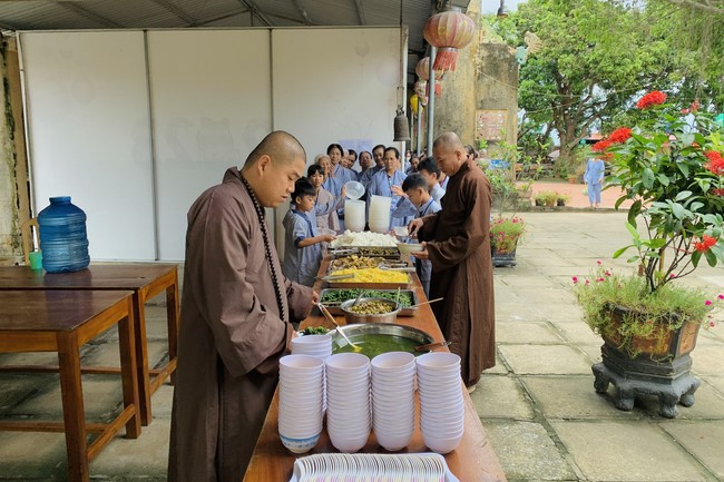 One-day Practice at Dong Cao Pagoda, Thanh Hoa