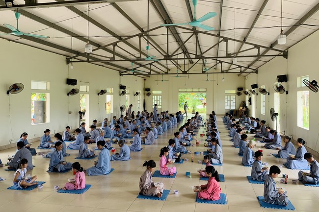 One-day Practice at Dong Cao Pagoda, Thanh Hoa