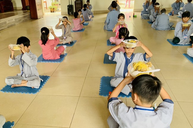 One-day Practice at Dong Cao Pagoda, Thanh Hoa
