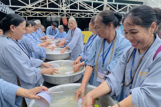 One-day Practice at Dong Cao Pagoda, Thanh Hoa