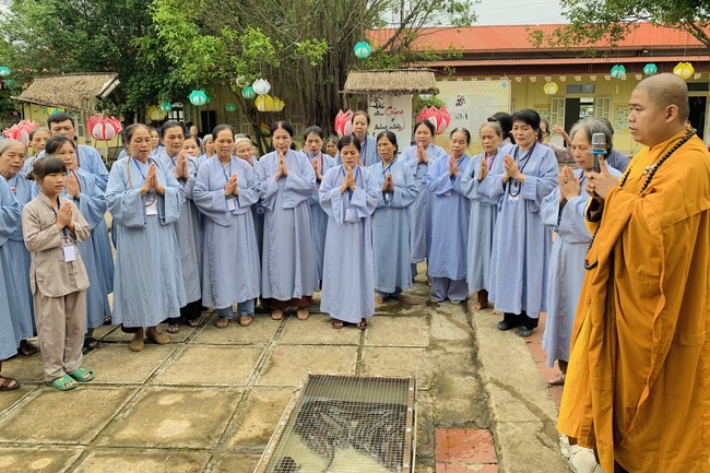 One-day Practice at Dong Cao Pagoda, Thanh Hoa