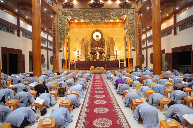 Chùa Giai Lam - Hà Tĩnh: Lễ sám hối 14/06 Quý Mão