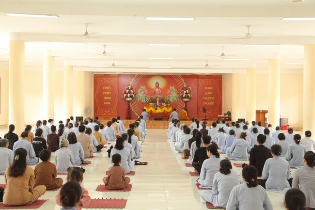 One- day Retreat at Giai Lam Pagoda - Ha Tinh