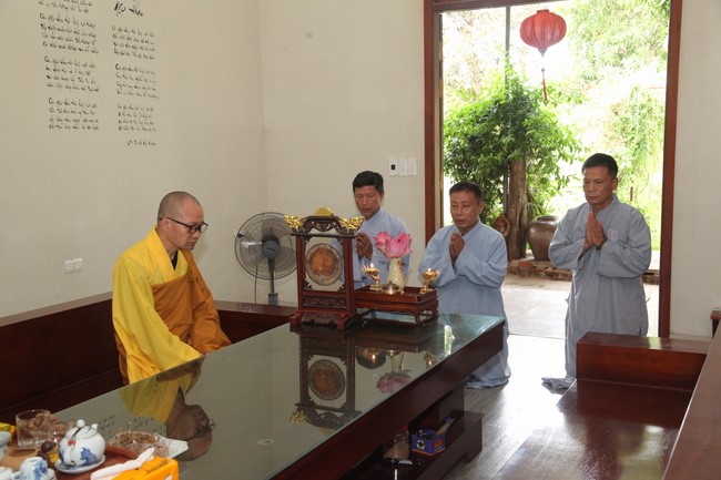 One- day Retreat at Giai Lam Pagoda - Ha Tinh
