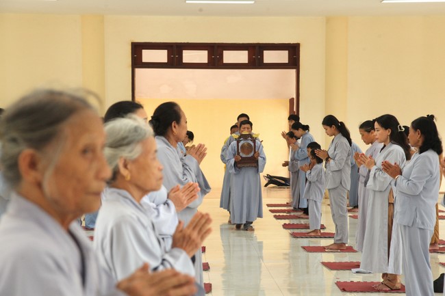 One- day Retreat at Giai Lam Pagoda - Ha Tinh