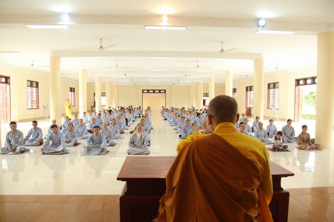 One- day Retreat at Giai Lam Pagoda - Ha Tinh