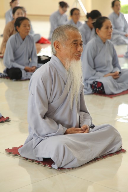 One- day Retreat at Giai Lam Pagoda - Ha Tinh