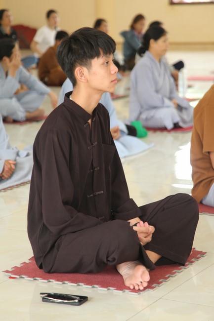 One- day Retreat at Giai Lam Pagoda - Ha Tinh