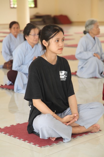 One- day Retreat at Giai Lam Pagoda - Ha Tinh