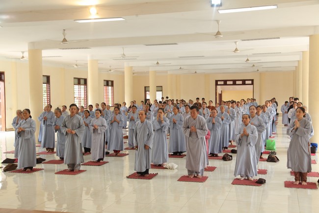 One- day Retreat at Giai Lam Pagoda - Ha Tinh