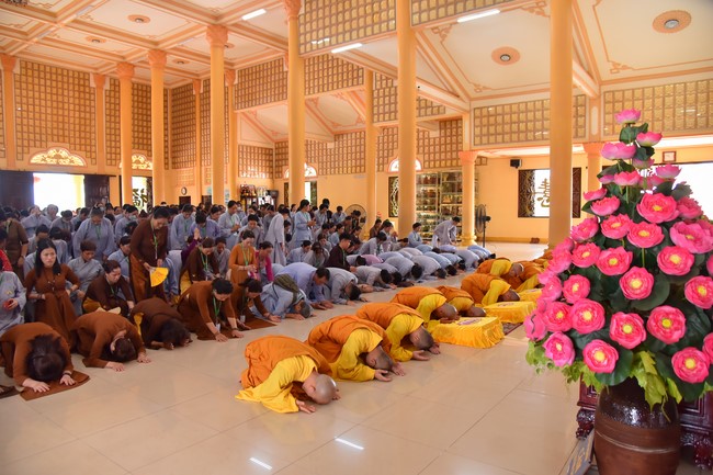 Nhóm Hiểu và Thương: Cúng dường Trường Hạ - 2023