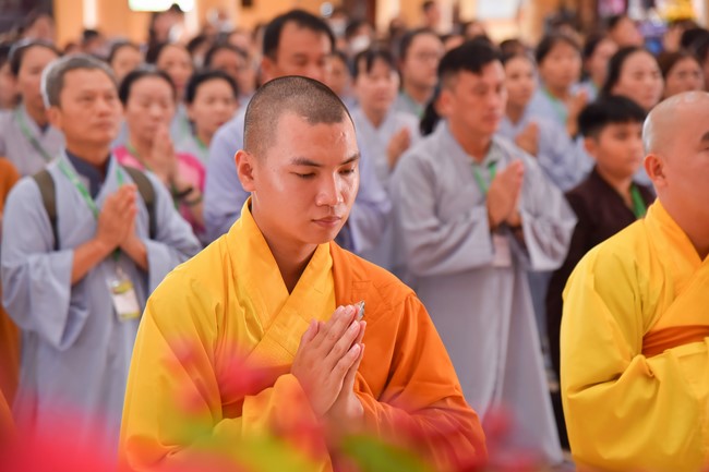 Nhóm Hiểu và Thương: Cúng dường Trường Hạ - 2023