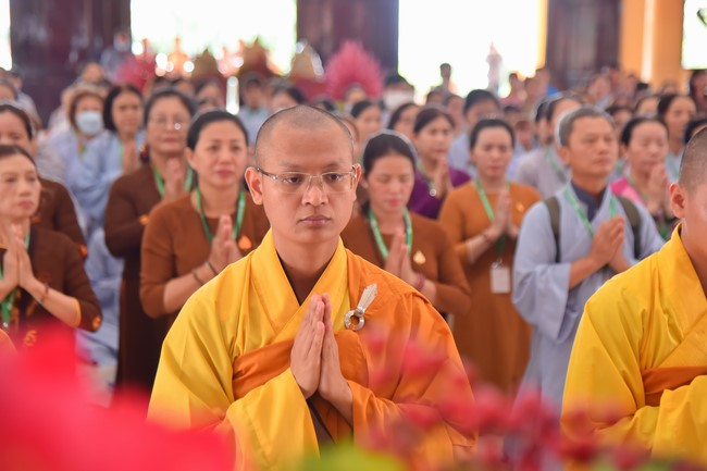 Nhóm Hiểu và Thương: Cúng dường Trường Hạ - 2023