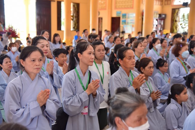 Nhóm Hiểu và Thương: Cúng dường Trường Hạ - 2023