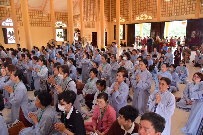 Nhóm Hiểu và Thương: Cúng dường Trường Hạ - 2023