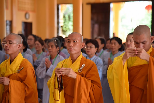 Nhóm Hiểu và Thương: Cúng dường Trường Hạ - 2023